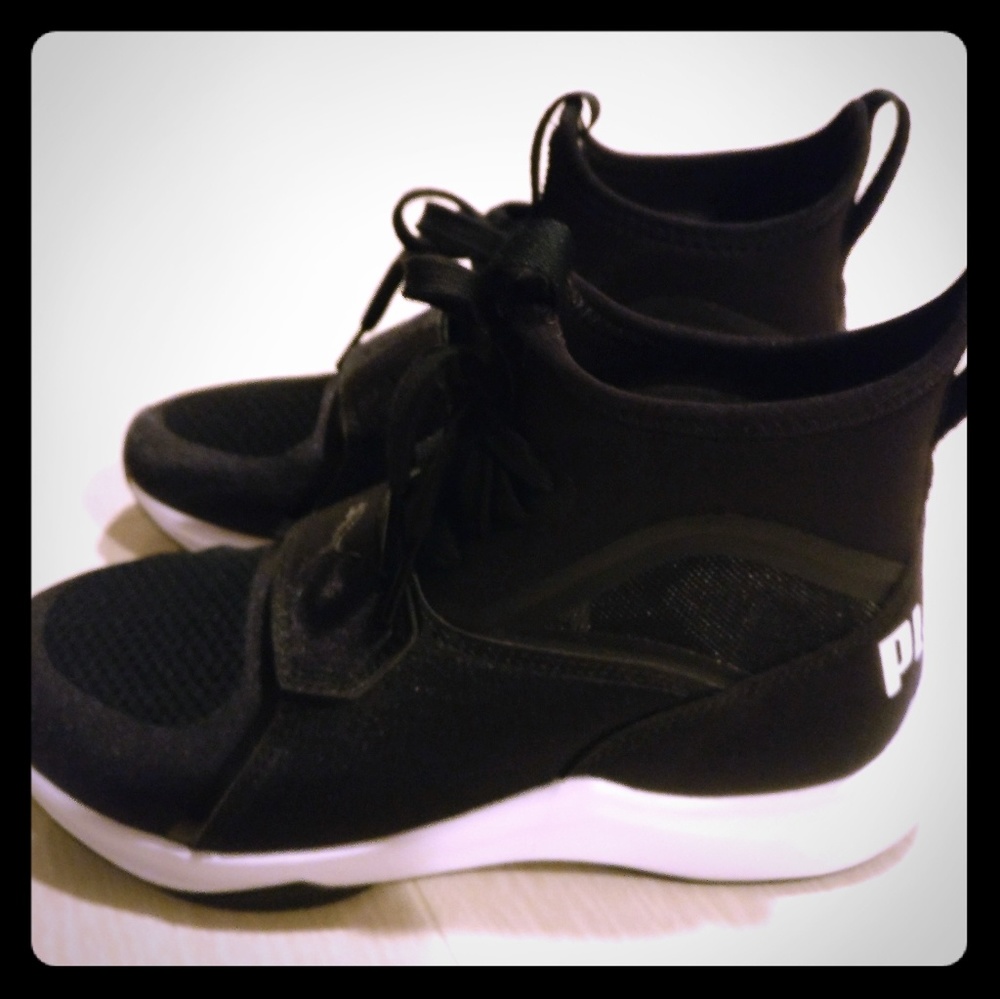 Sneaker